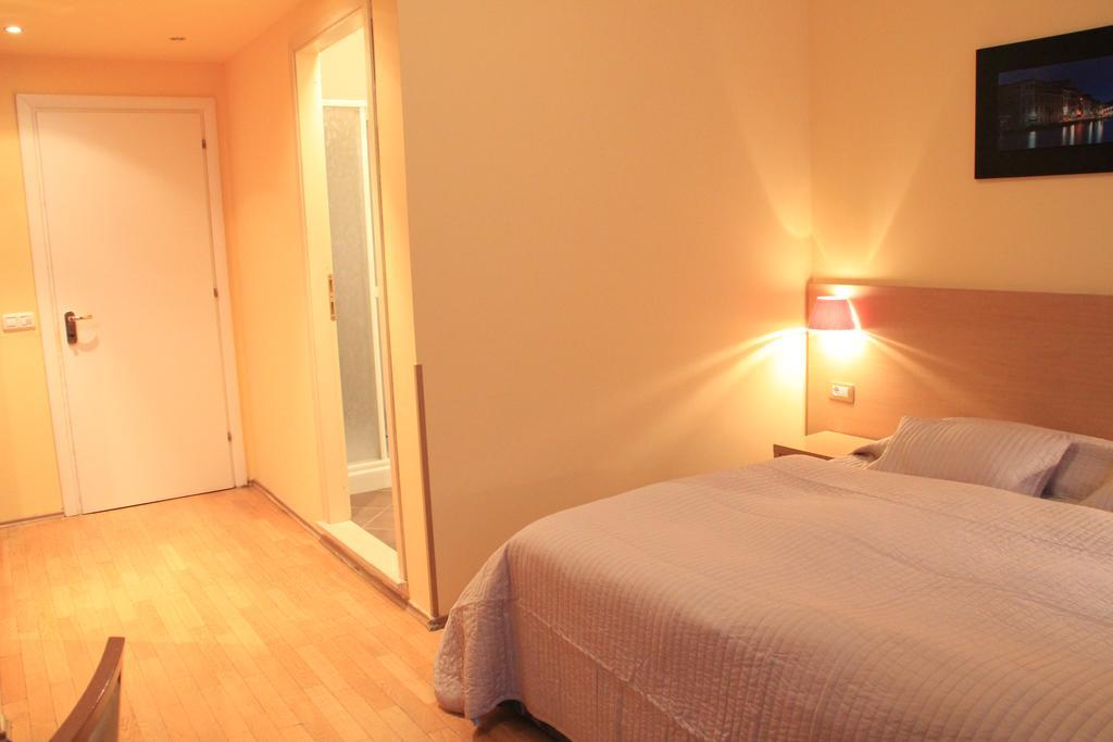 City Lounge Crown Hotel プラハ 部屋 写真